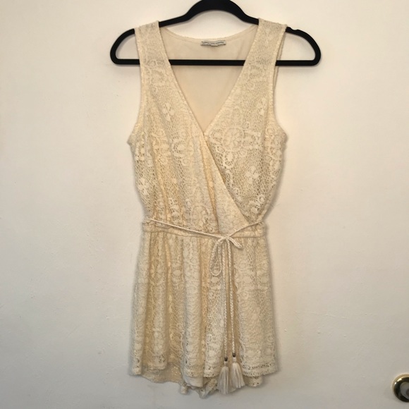 American Eagle Romper - Picture 2 of 5